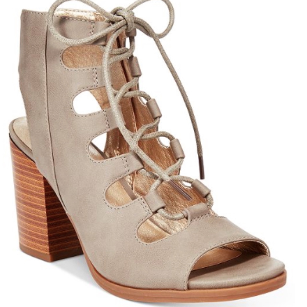 White Mountain Go chic in gladiator style with the